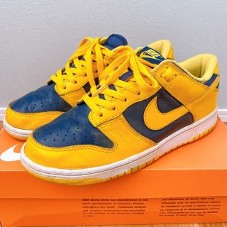 ナイキ(NIKE)のNIKE dunk vntg ミシガン 裏ダンク 紺黄(スニーカー)