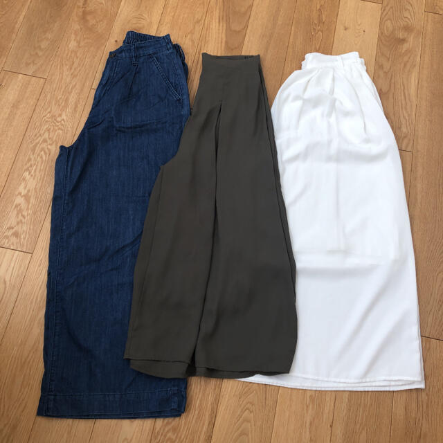 UNIQLO(ユニクロ)のレディースパンツ　おまとめ　Mサイズ レディースのレディース その他(セット/コーデ)の商品写真