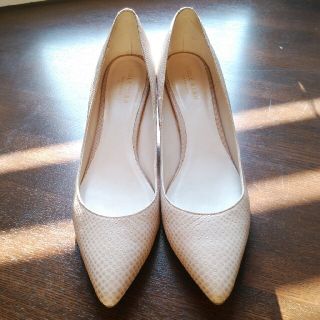 コールハーン(Cole Haan)の【コールハーン】パンプス6.5  ベージュ(ハイヒール/パンプス)