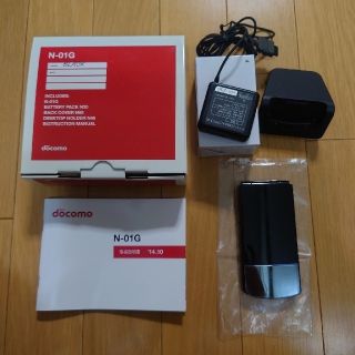 エヌイーシー(NEC)のdocomo　中古ガラケー　N-01G　黒(携帯電話本体)