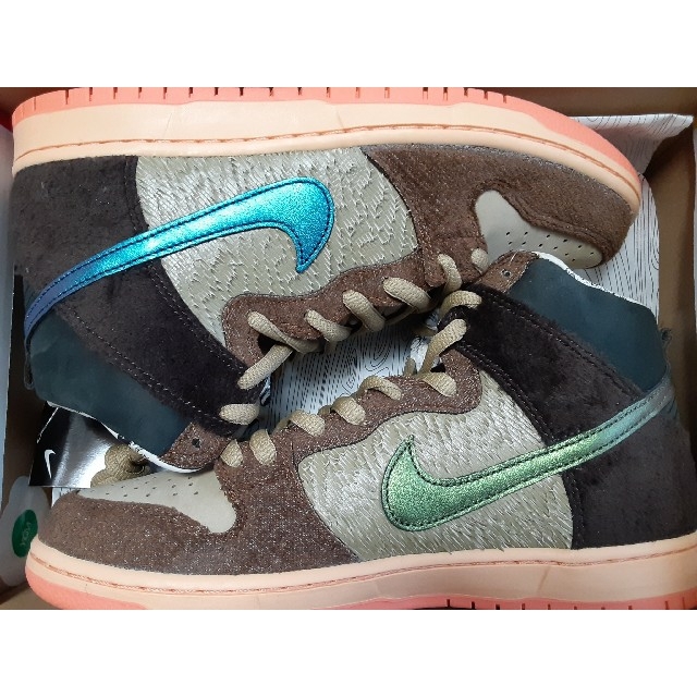 NIKE(ナイキ)のCONCEPTS NIKE SB DUNK HIGH PRO QS 27.5 メンズの靴/シューズ(スニーカー)の商品写真