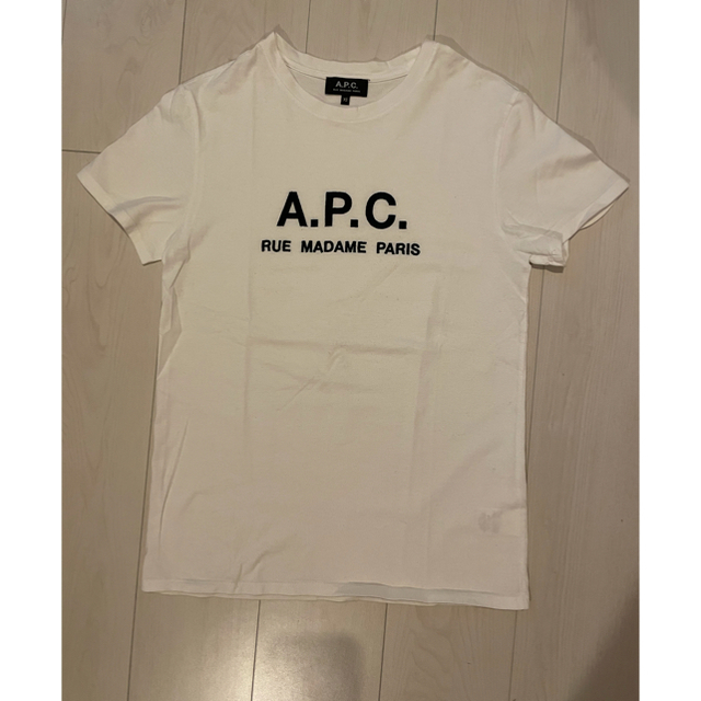 A.P.C(アーペーセー)のAPC ロゴt レディースのトップス(Tシャツ(半袖/袖なし))の商品写真