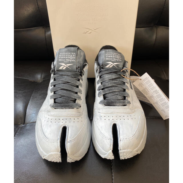 Maison Martin Margiela(マルタンマルジェラ)の25.5cm Margiela × Reebok クラシックレザータビ レディースの靴/シューズ(スニーカー)の商品写真