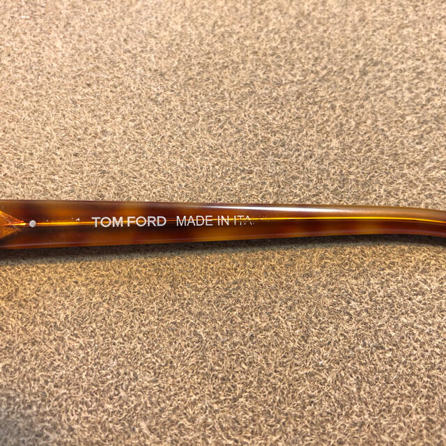 TOM FORD(トムフォード)のTom ford トムフォード　メガネ　眼鏡　めがね　フレーム メンズのファッション小物(サングラス/メガネ)の商品写真