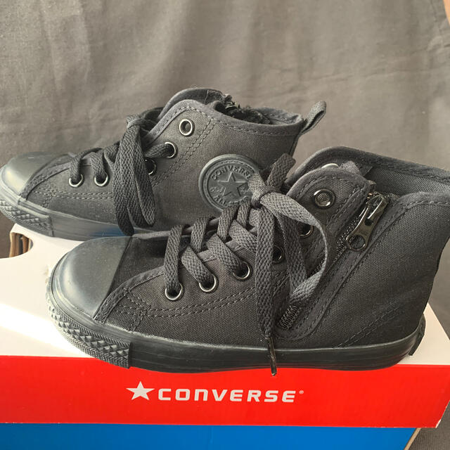 CONVERSE(コンバース)の　converse★ALL STAR★ブラックジュニアスニーカー18cm キッズ/ベビー/マタニティのキッズ靴/シューズ(15cm~)(スニーカー)の商品写真