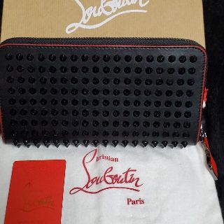 クリスチャンルブタン(Christian Louboutin)のルブタンノベルティ財布(長財布)