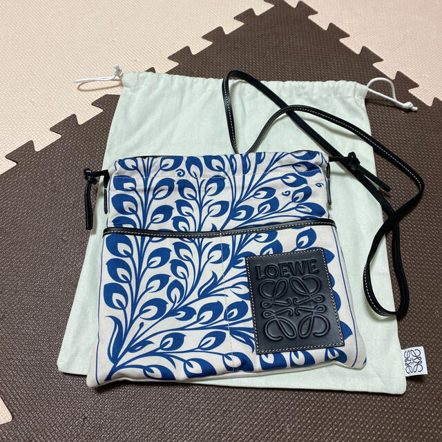 LOEWE - ロエベ　ドローストリングポーチ　2020SS