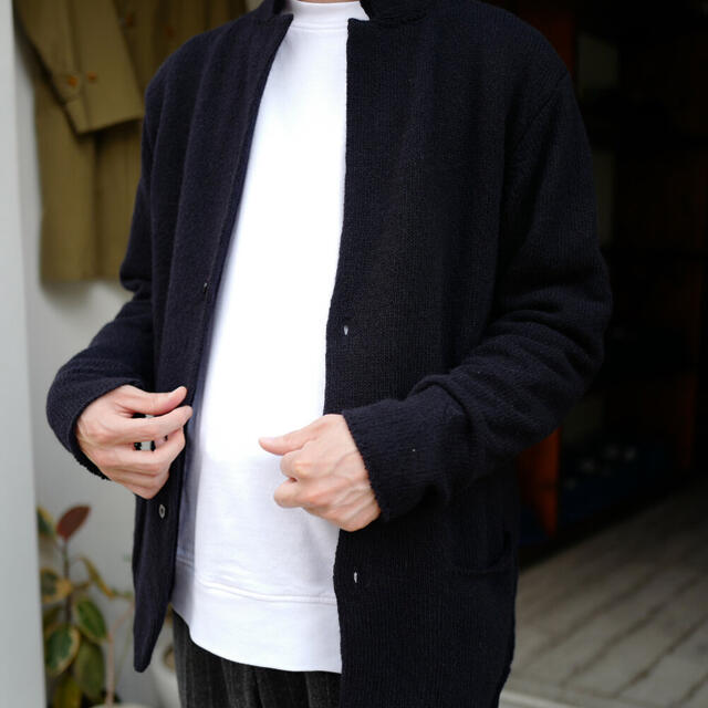 COMOLI(コモリ)のcomoli 20aw カシミヤニット　CASHMERE KNIT JACKET メンズのトップス(ニット/セーター)の商品写真