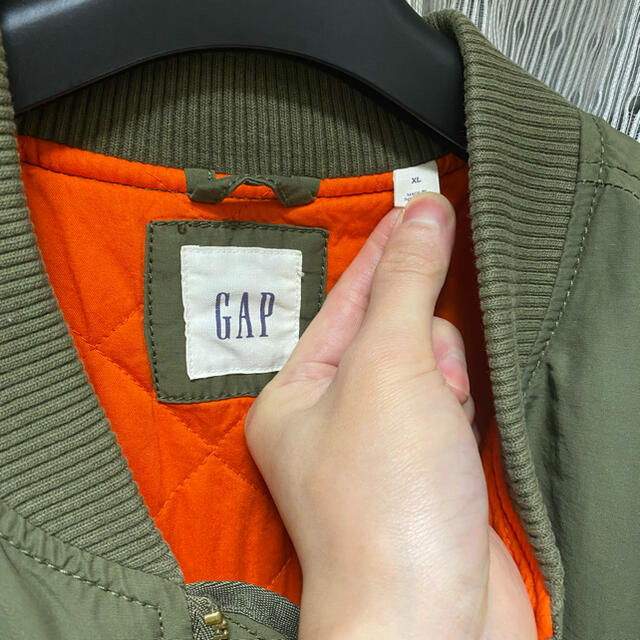 GAP(ギャップ)のGAP ma-1 カーキ　XL メンズのジャケット/アウター(フライトジャケット)の商品写真