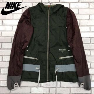 ナイキ(NIKE)のレア 海外古着 Nike ナイキ GYAKUSOU ナイロンジャケット 緑＆紫S(ナイロンジャケット)