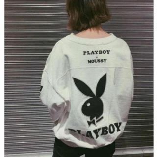 マウジー(moussy)のmoussy x playboy トレーナー(トレーナー/スウェット)