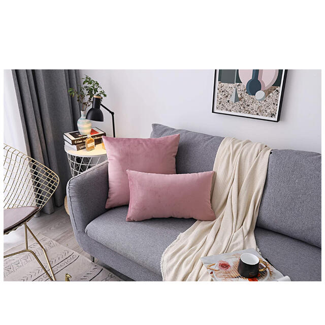 ZARA HOME(ザラホーム)のベルベット クッションカバー ピンク 2枚セット インテリア/住まい/日用品のインテリア小物(クッションカバー)の商品写真