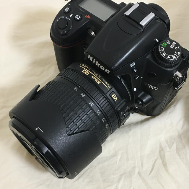 Nikon D7000 28-105ズームレンズデジタル一眼