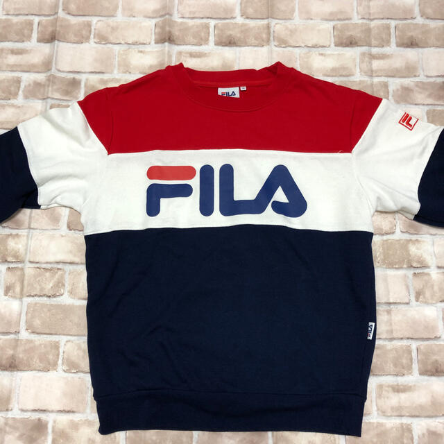 FILA FILA フィラ スウェット トレーナー Mサイズ デカロゴ ゆるだぼ 90sの通販 by チェルシー's shop｜フィラならラクマ