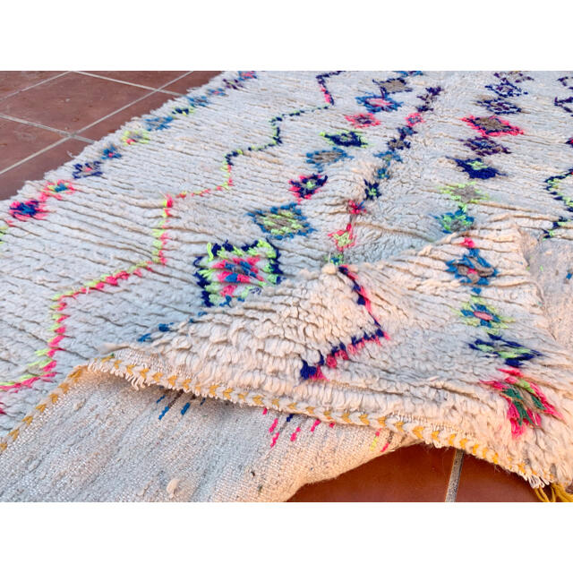 モロッコ ラグ カーペット　絨毯　アジラル ベニワレン