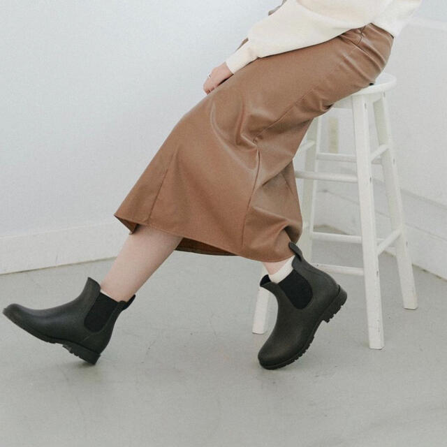 KBF(ケービーエフ)のマーメイドレザースカート レディースのスカート(ロングスカート)の商品写真