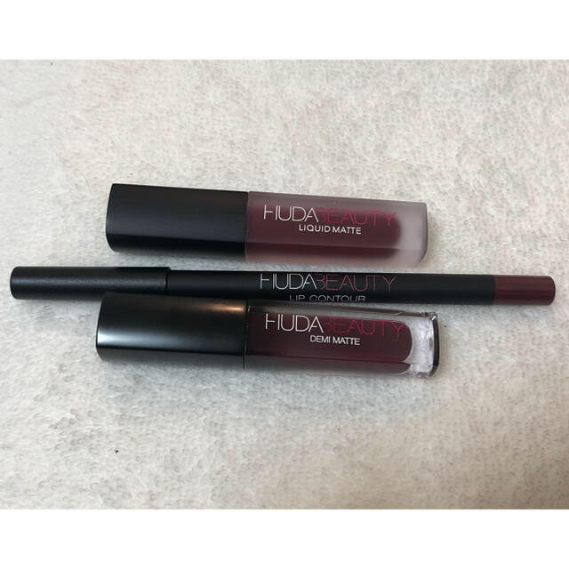 Sephora(セフォラ)のhuda beauty リキッドマット リップ セット コスメ/美容のベースメイク/化粧品(口紅)の商品写真