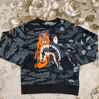 アベイシングエイプ(A BATHING APE)のAPE BAPE KAWS undefeated スウェット　camo 迷彩(スウェット)