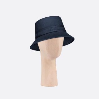 Christian Dior - 期間限定値下げdior☆ボブハットの通販 by m