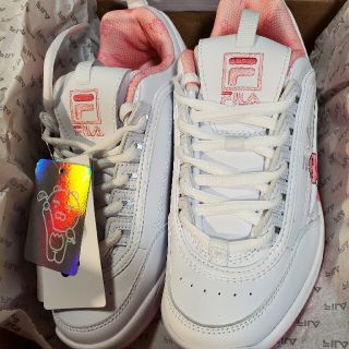 フィラ(FILA)のFILA✕アピーチ　スニーカー(スニーカー)