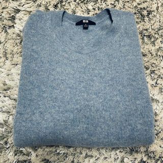 ユニクロ(UNIQLO)の【新品】UNIQLO プレミアム　ラムズウール　セーター(ニット/セーター)