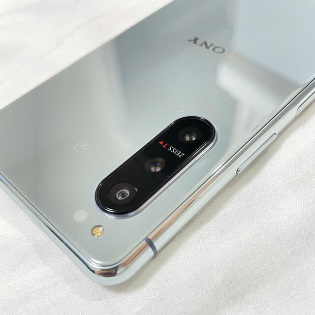 ジャンク品 美品 docomo Xperia 5 II SO-52A グレー ジャンク品 美品 docomo Xperia 5 II SO-52A グレー
