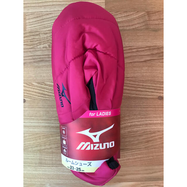 MIZUNO(ミズノ)の新品　レディース　ミズノ  ルームシューズ　ピンク インテリア/住まい/日用品のインテリア小物(スリッパ/ルームシューズ)の商品写真