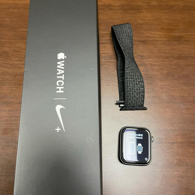 Apple(アップル)のApple Watch series4 44mm スペースグレイ　GPS スマホ/家電/カメラのスマホアクセサリー(その他)の商品写真