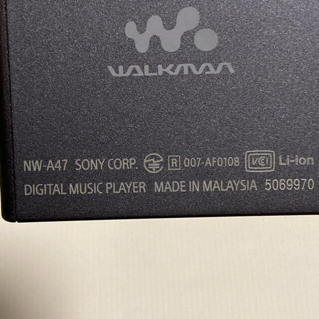 ケーブルの WALKMAN nw-a47（64gb）の通販 by niko's shop｜ウォークマンならラクマ - walkman ったキズ
