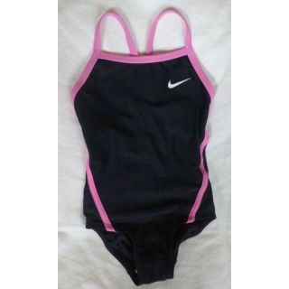 ナイキ(NIKE)の★NIKE ピンクライン水着　7,8回の着用　110size★(水着)