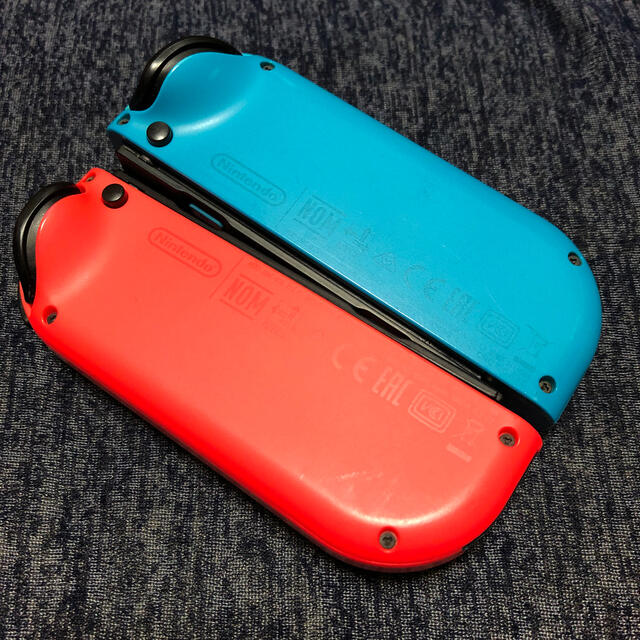 Nintendo Switch(ニンテンドースイッチ)のNintendo Switch Joy-Con ネオンブルーネオンレッド エンタメ/ホビーのゲームソフト/ゲーム機本体(その他)の商品写真