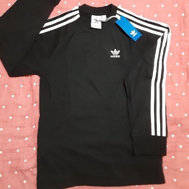 adidas(アディダス)の【未使用】adidas長袖Tシャツ　ﾒﾝｽﾞXSブラック メンズのトップス(Tシャツ/カットソー(七分/長袖))の商品写真