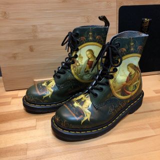 Dr.Martens - ドクターマーチン 受胎告知 (Dr.Martens) 8ホール UK4