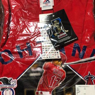 大谷翔平　2018 ルーキーオブザイヤー　tシャツ RED 未開封(スポーツ選手)