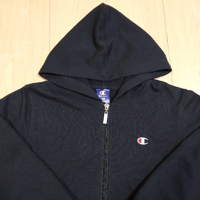 Champion(チャンピオン)のChampion パーカー 140cm キッズ/ベビー/マタニティのキッズ服女の子用(90cm~)(ジャケット/上着)の商品写真