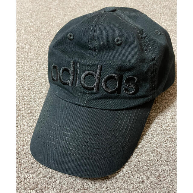 adidas(アディダス)のアディダス　キャップ　黒 レディースの帽子(キャップ)の商品写真