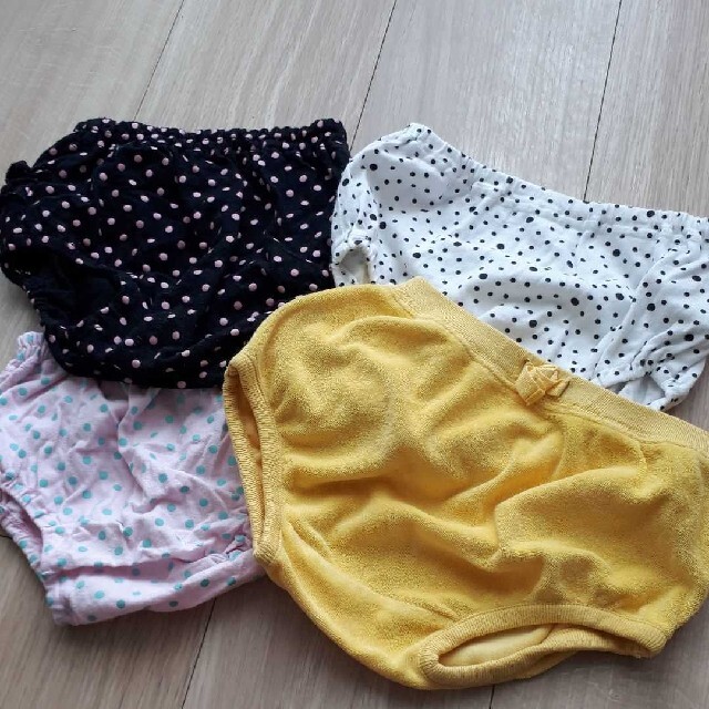 babyGAP(ベビーギャップ)のむむむ様専用　オーバーパンツ2枚セット キッズ/ベビー/マタニティのベビー服(~85cm)(その他)の商品写真