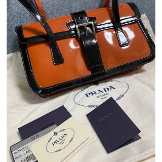 プラダ(PRADA)のプラダ エナメルバッグ(ハンドバッグ)