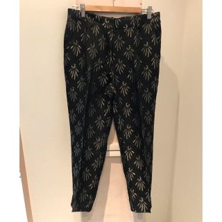 エイチアンドエム(H&M)のH&Mクロップドパンツむむさん専用(クロップドパンツ)