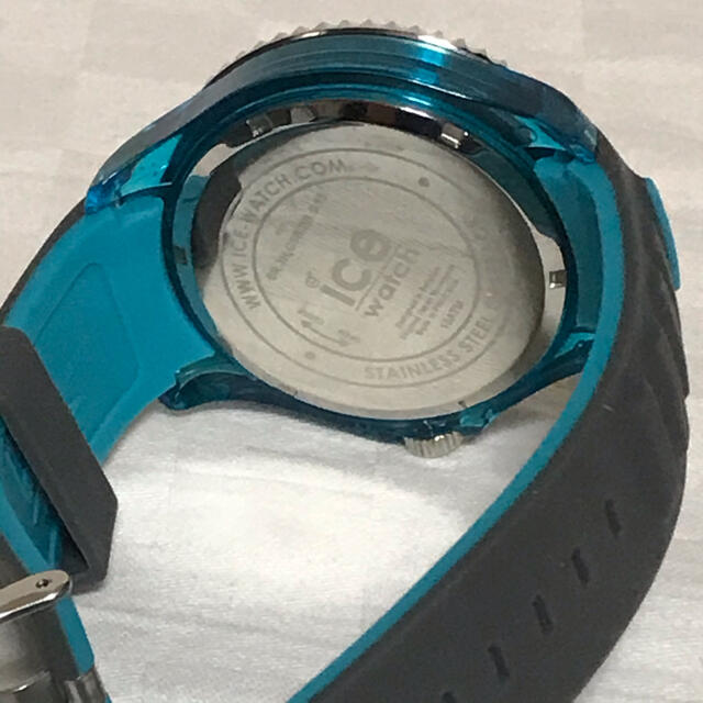 ice watch(アイスウォッチ)の美品アイスウォッチ 腕時計 レディース レディースのファッション小物(腕時計)の商品写真