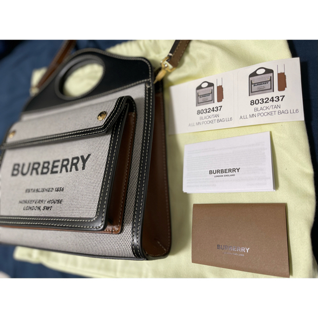 BURBERRY(バーバリー)のMini Tri-tone★Burberry 新作　PI様専用 レディースのバッグ(トートバッグ)の商品写真