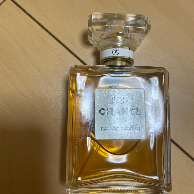 CHANEL(シャネル)のCHANEL シャネル　NO.5 コスメ/美容の香水(香水(女性用))の商品写真