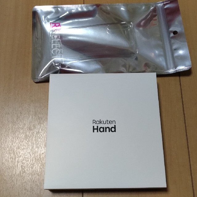 クリアケース付きrakuten  hand ハンド　新品スマートフォン本体