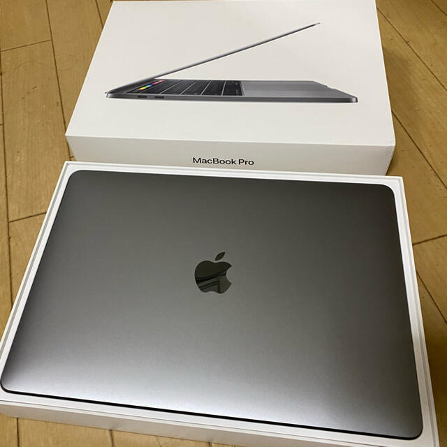 スマホ/家電/カメラMacBook pro 13inch 2019年