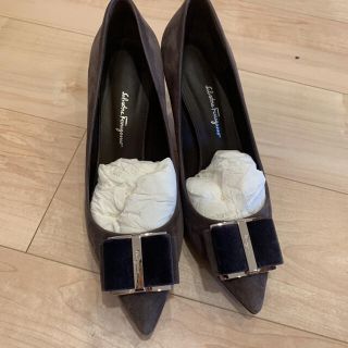 フェラガモ(Ferragamo)のお値下げ　フェラガモパンプス　26cm  9Dサイズ(ハイヒール/パンプス)