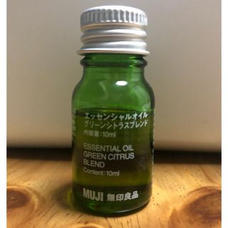 ムジルシリョウヒン(MUJI (無印良品))の専用です。無印良品　エッセンシャルオイル　グリーンシトラスブレンド(エッセンシャルオイル（精油）)