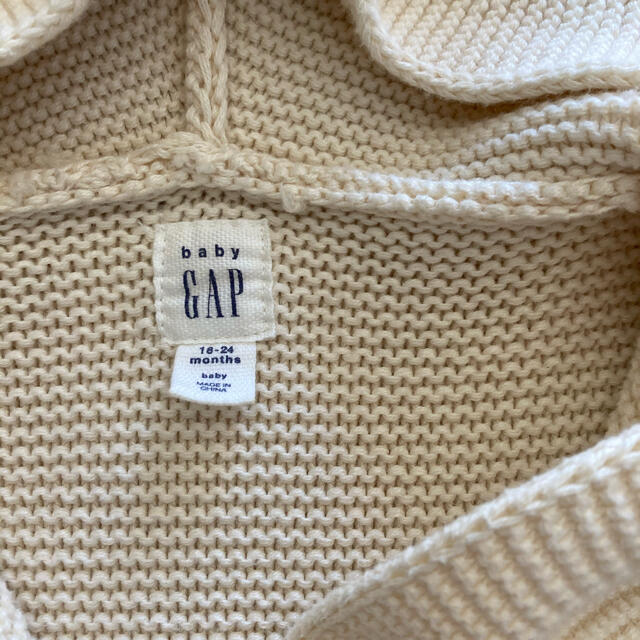 babyGAP(ベビーギャップ)のベビーギャップ　パーカー キッズ/ベビー/マタニティのキッズ服女の子用(90cm~)(ジャケット/上着)の商品写真