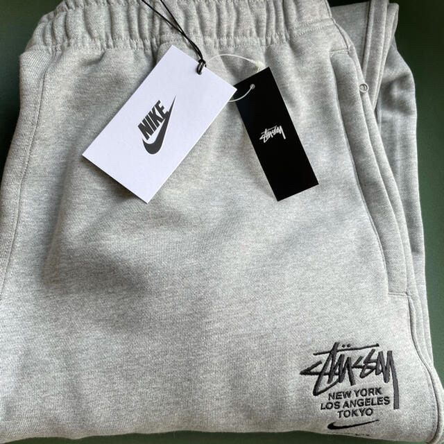 nike stussy 新作スウェットパンツ　Mサイズ