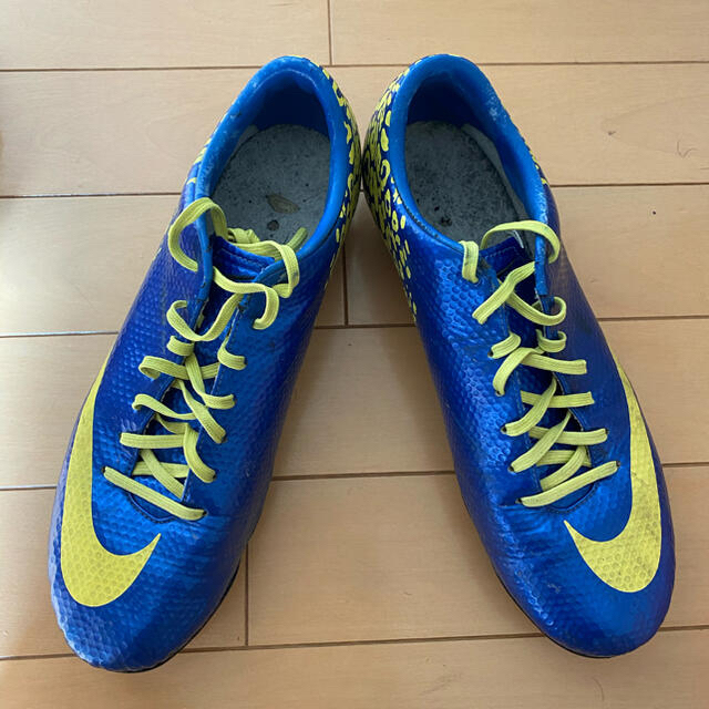 サッカースパイク　NIKE マーキュリアルヴェイパー　26.5cm