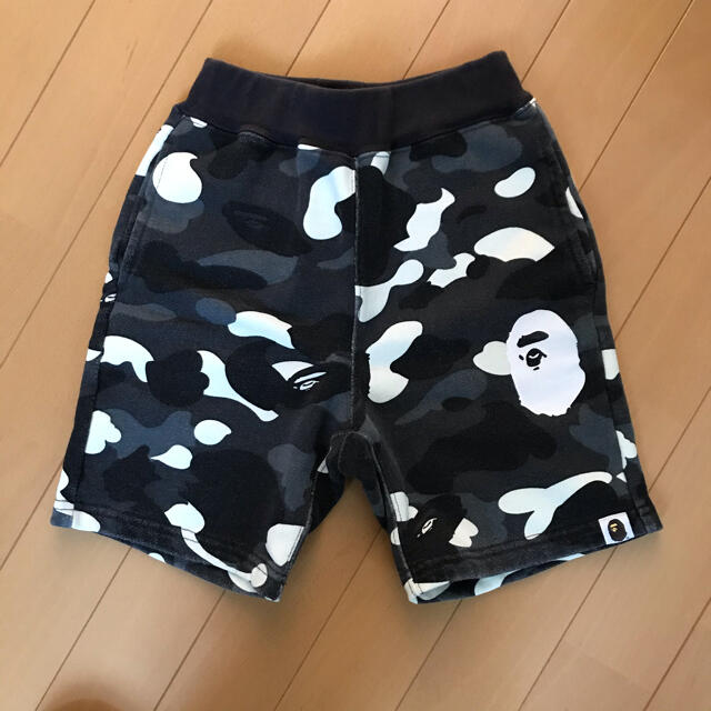 A BATHING APE(アベイシングエイプ)のエイプ キッズ 110 ハーフパンツ  キッズ/ベビー/マタニティのキッズ服男の子用(90cm~)(パンツ/スパッツ)の商品写真